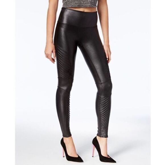 7 For All Mankind Vegan Faux Leather Moto Leggings Pants Bikercore Black size S - Picture 1 of 12
